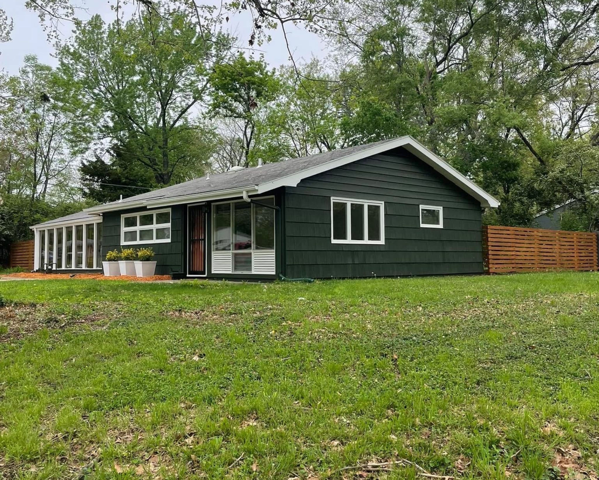 Campus Cottage a