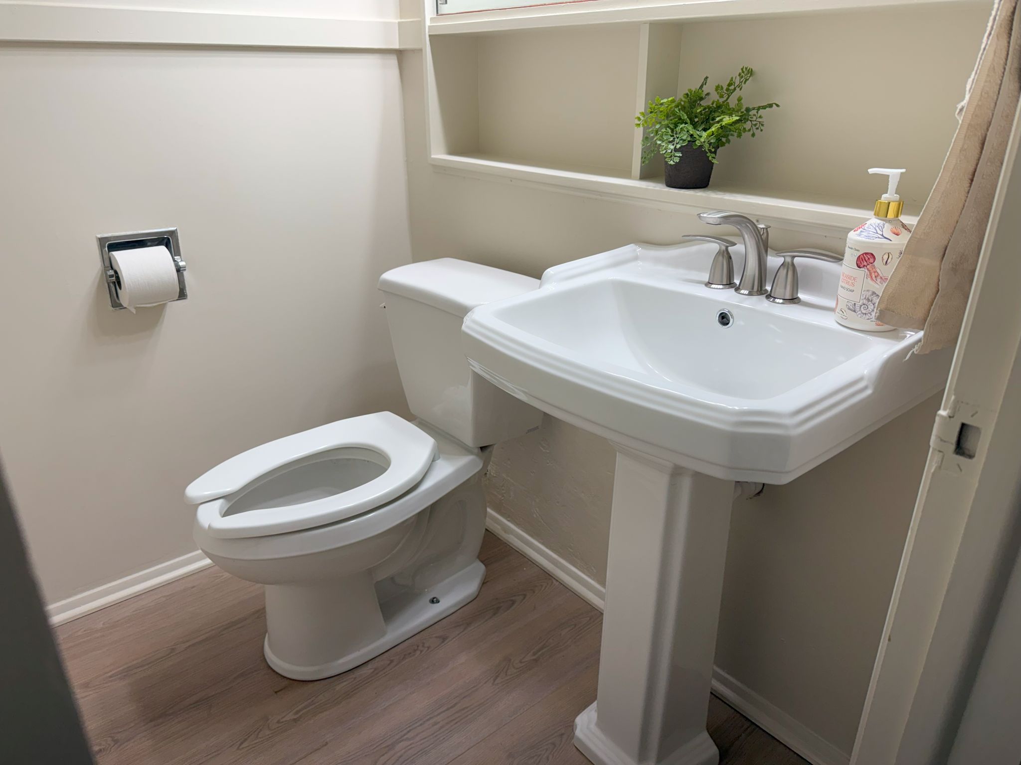 Campus Cottage l