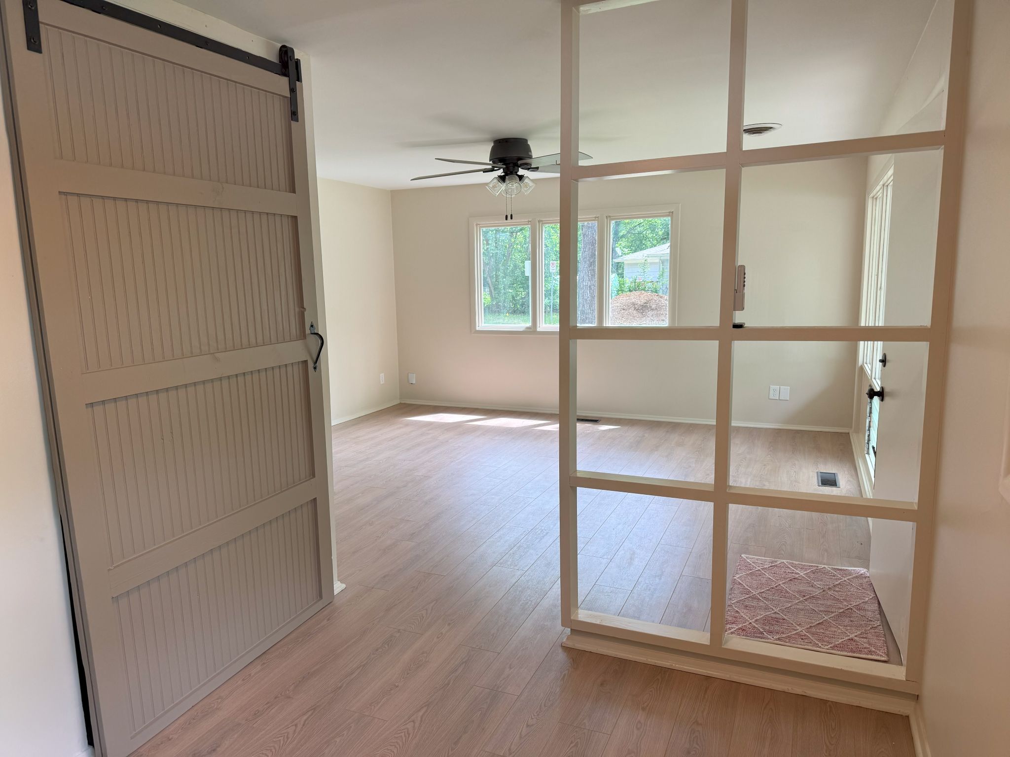Campus Cottage q