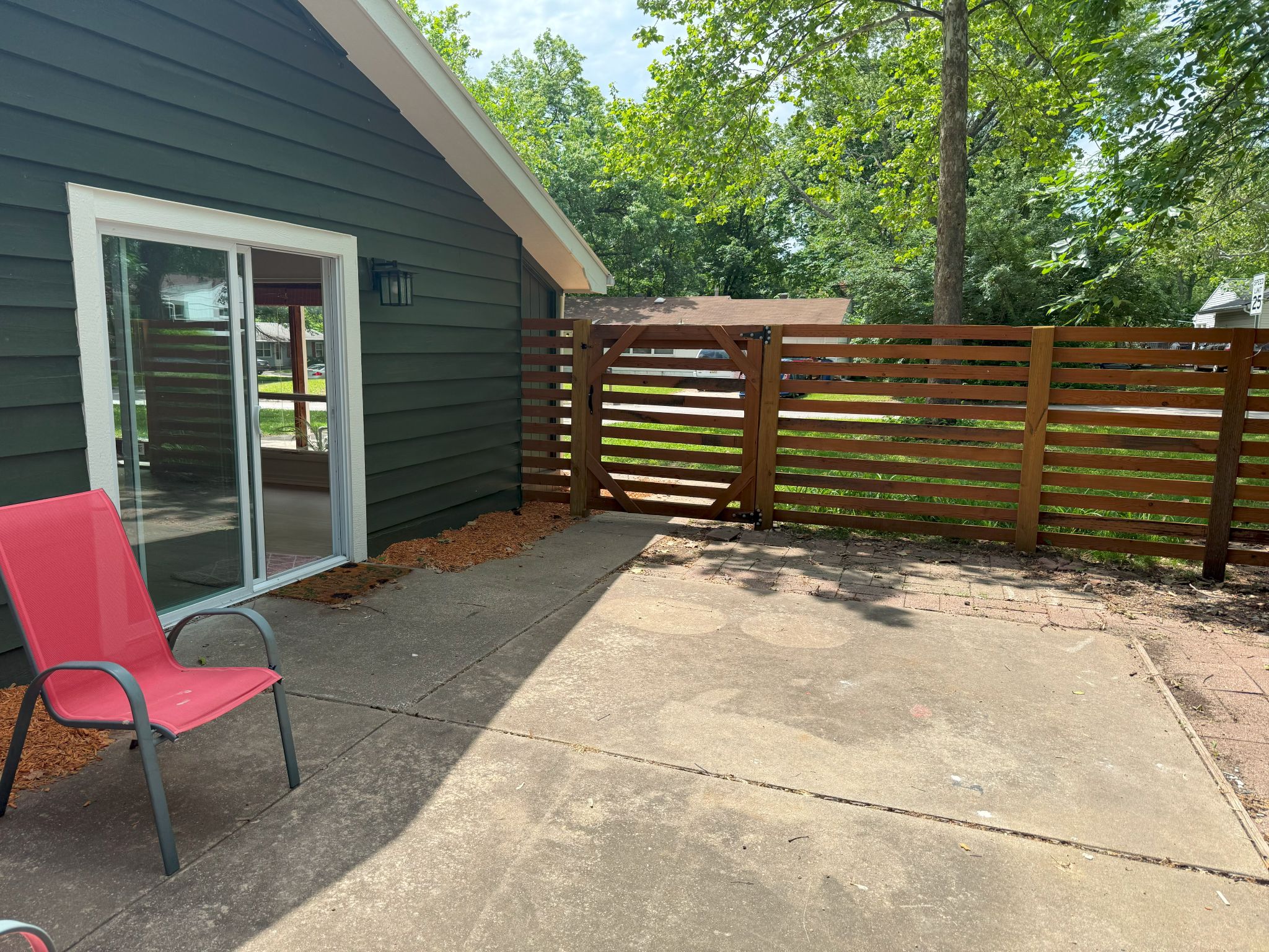 Campus Cottage w
