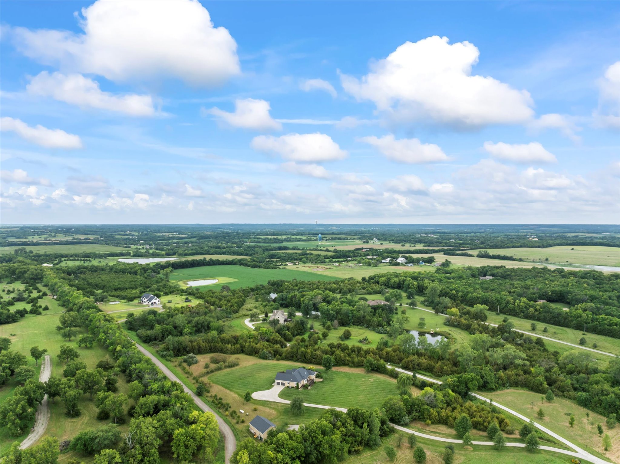 12-2027 N 1000 Rd - (11)