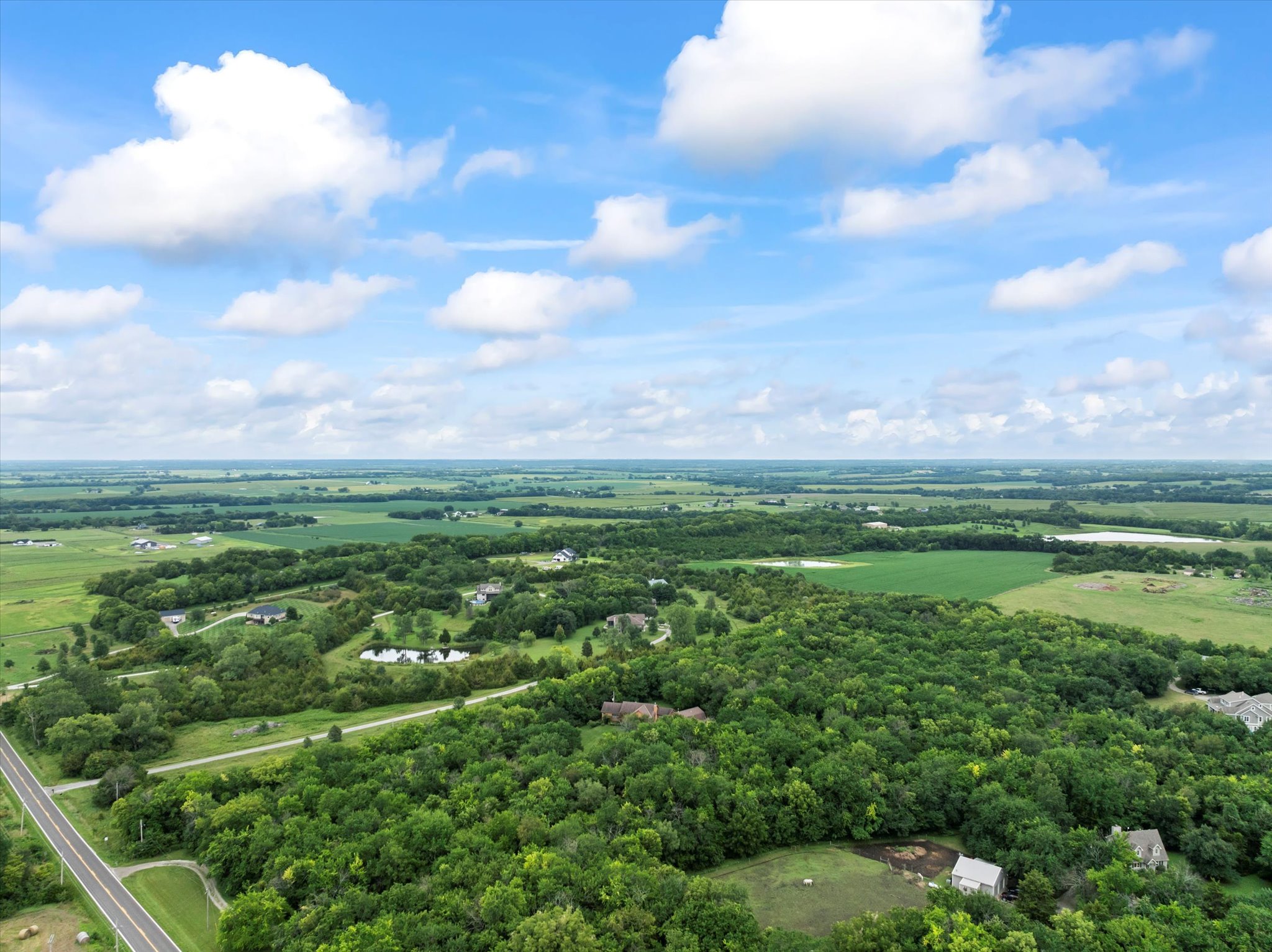 15-2027 N 1000 Rd - (14)