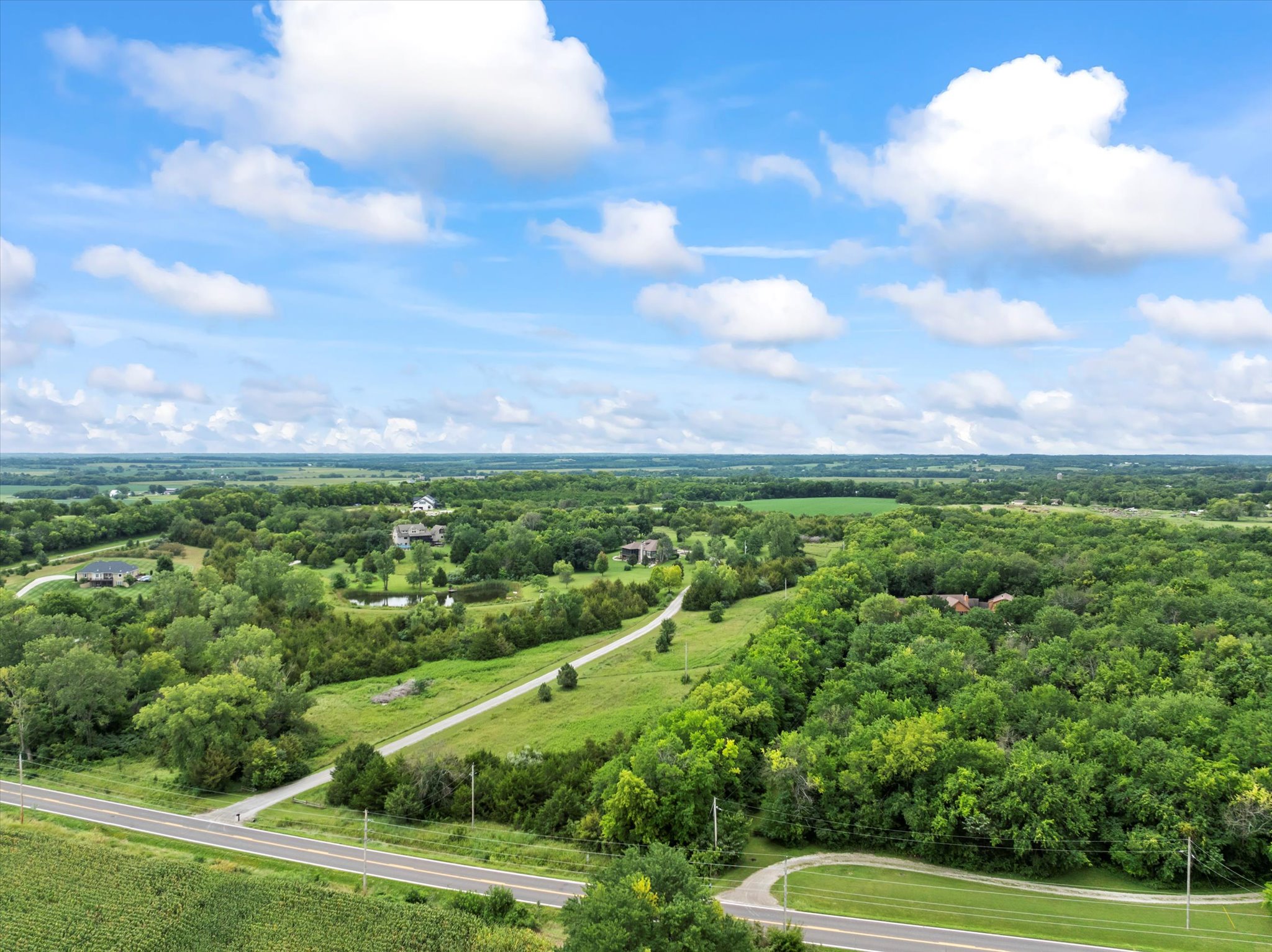 20-2027 N 1000 Rd - (19)
