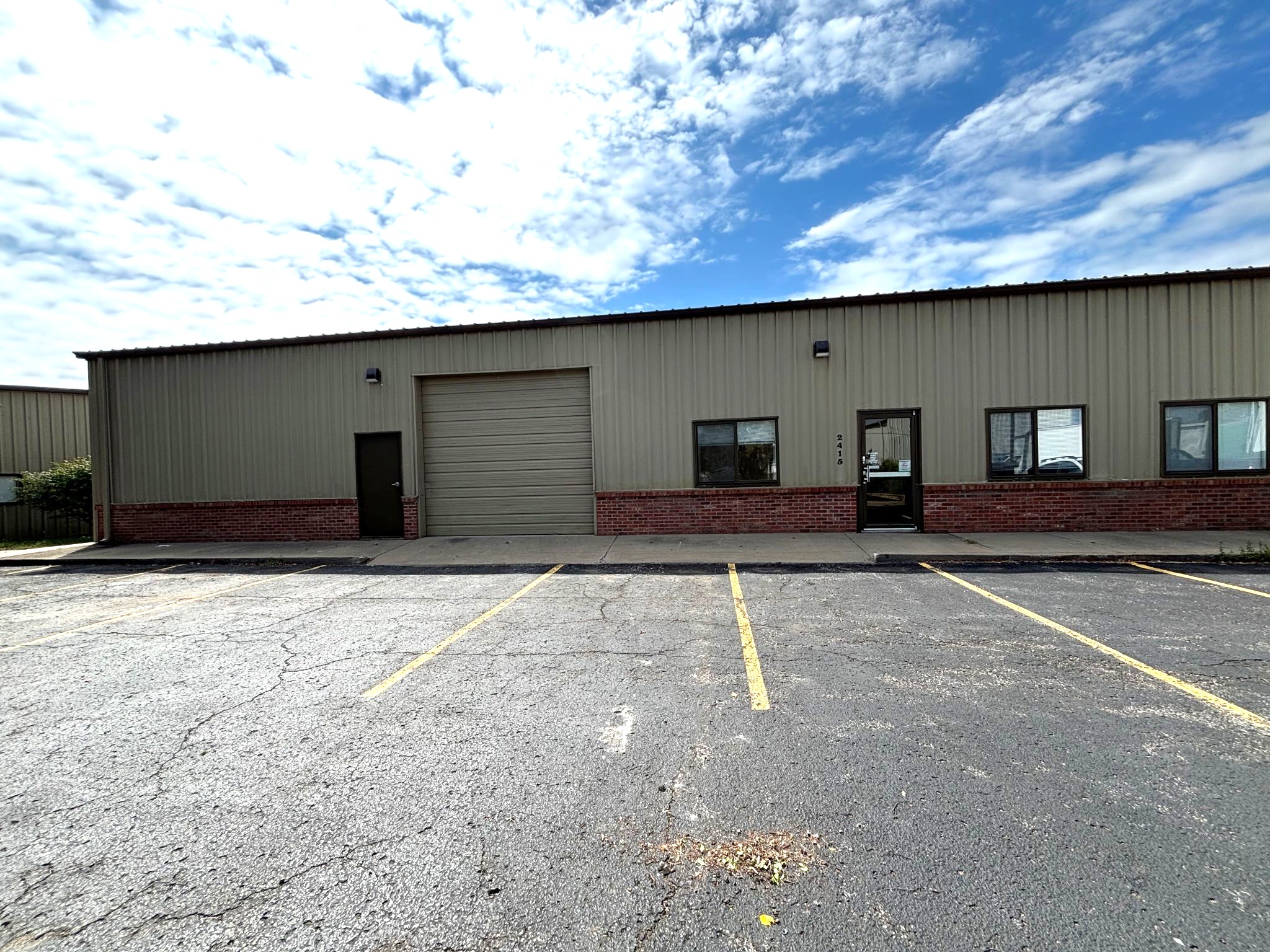 Ponderosa Drive (1) Building Front