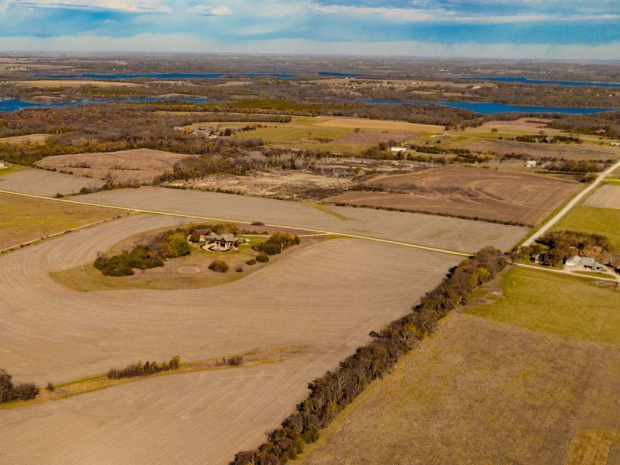 Heck_Prairie Crest _ Aerial Stills POST_13