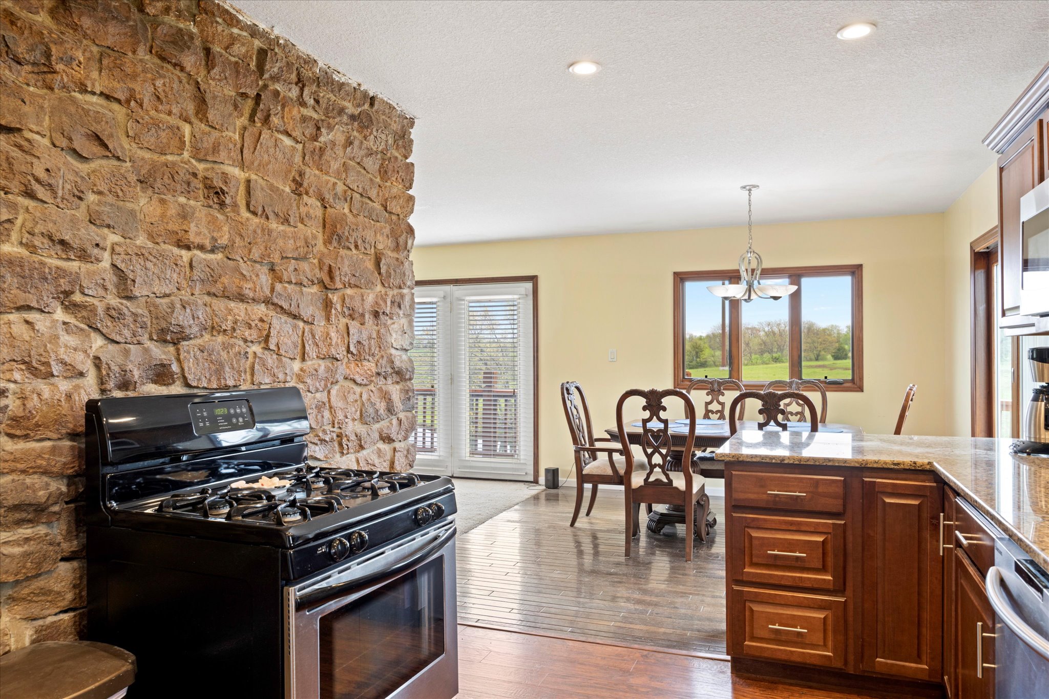 11-Kitchen