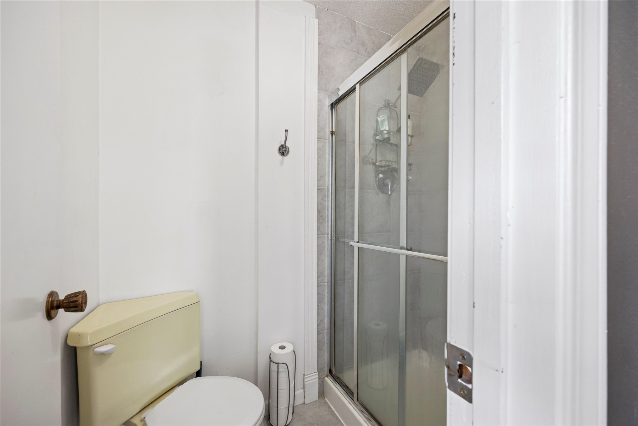 16-Primary Bathroom
